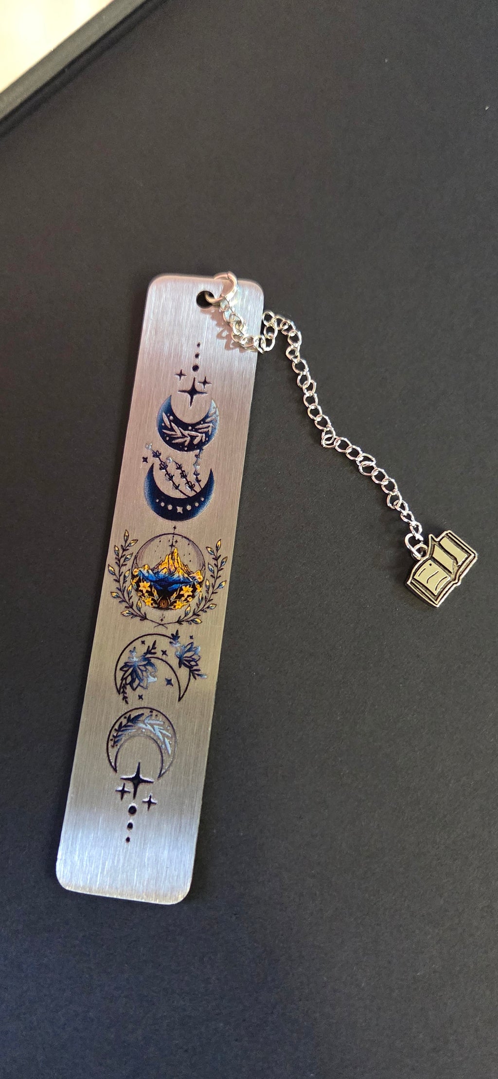 Sliver book mark