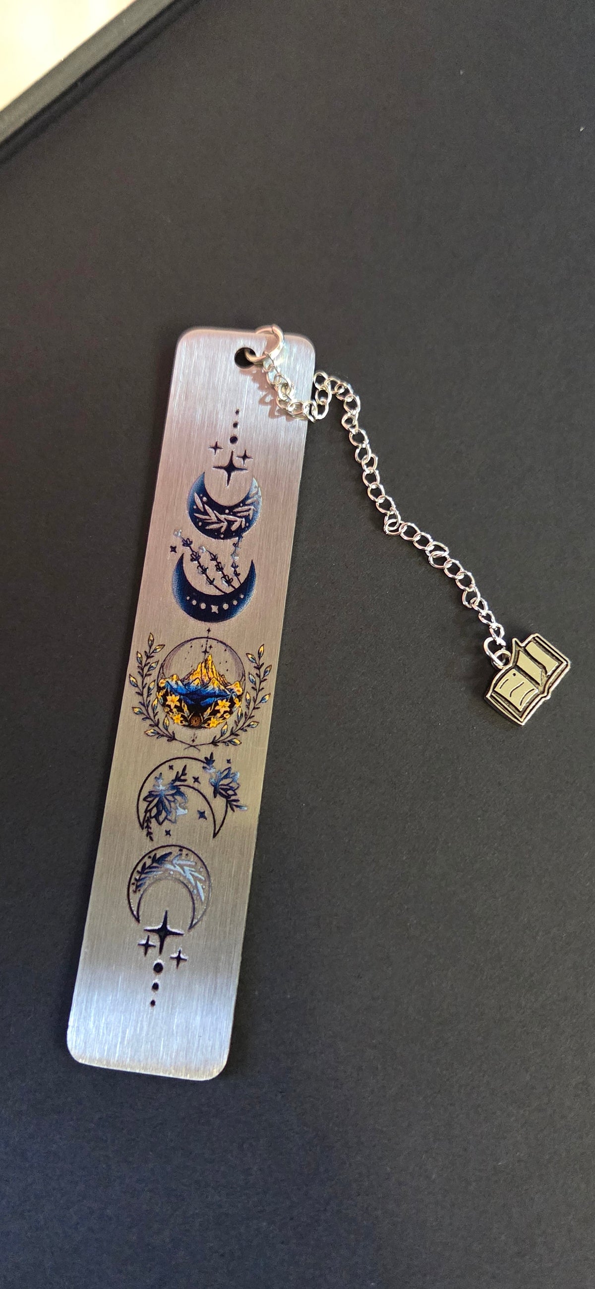 Sliver book mark