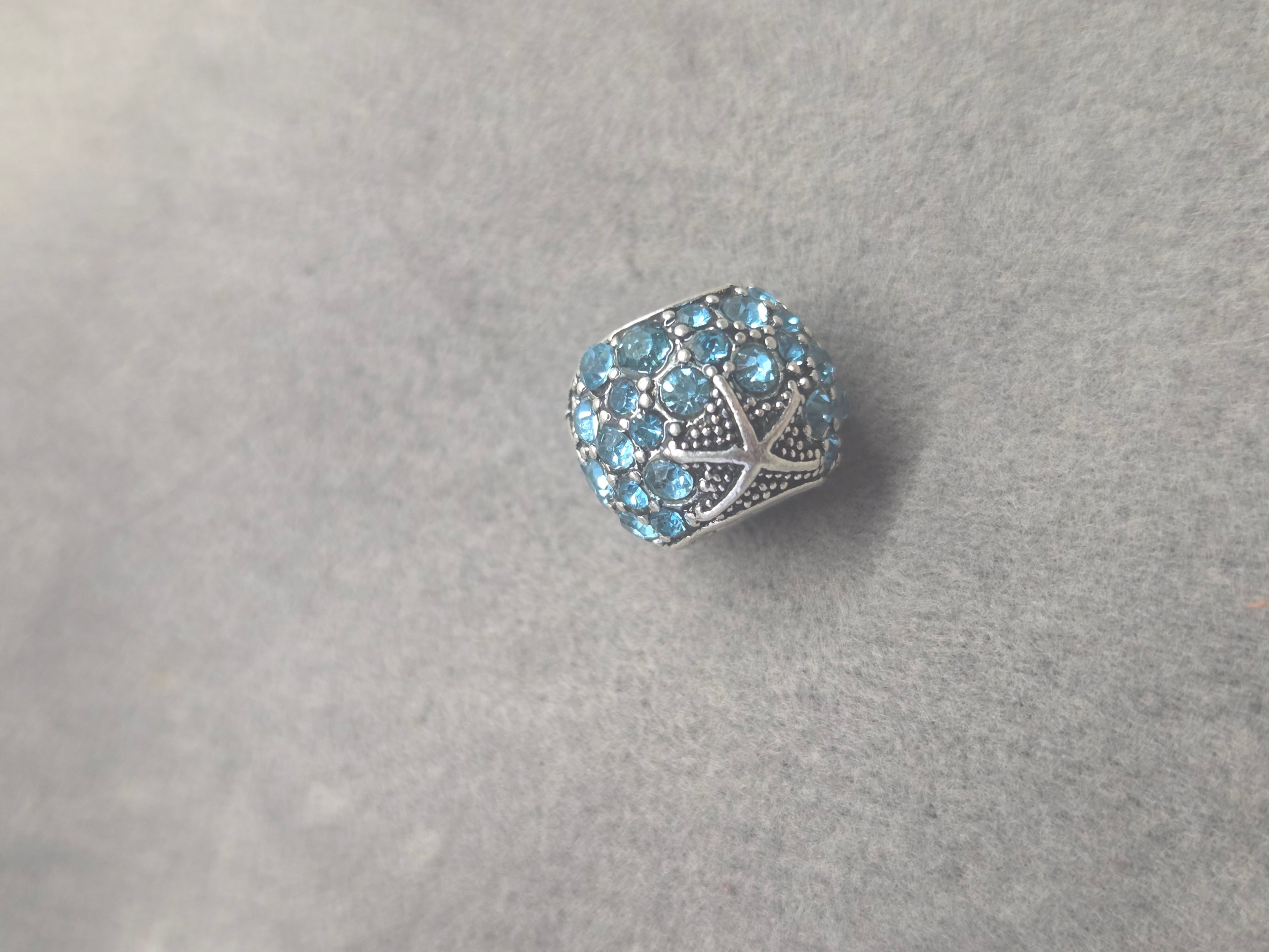 Starfish blue charm