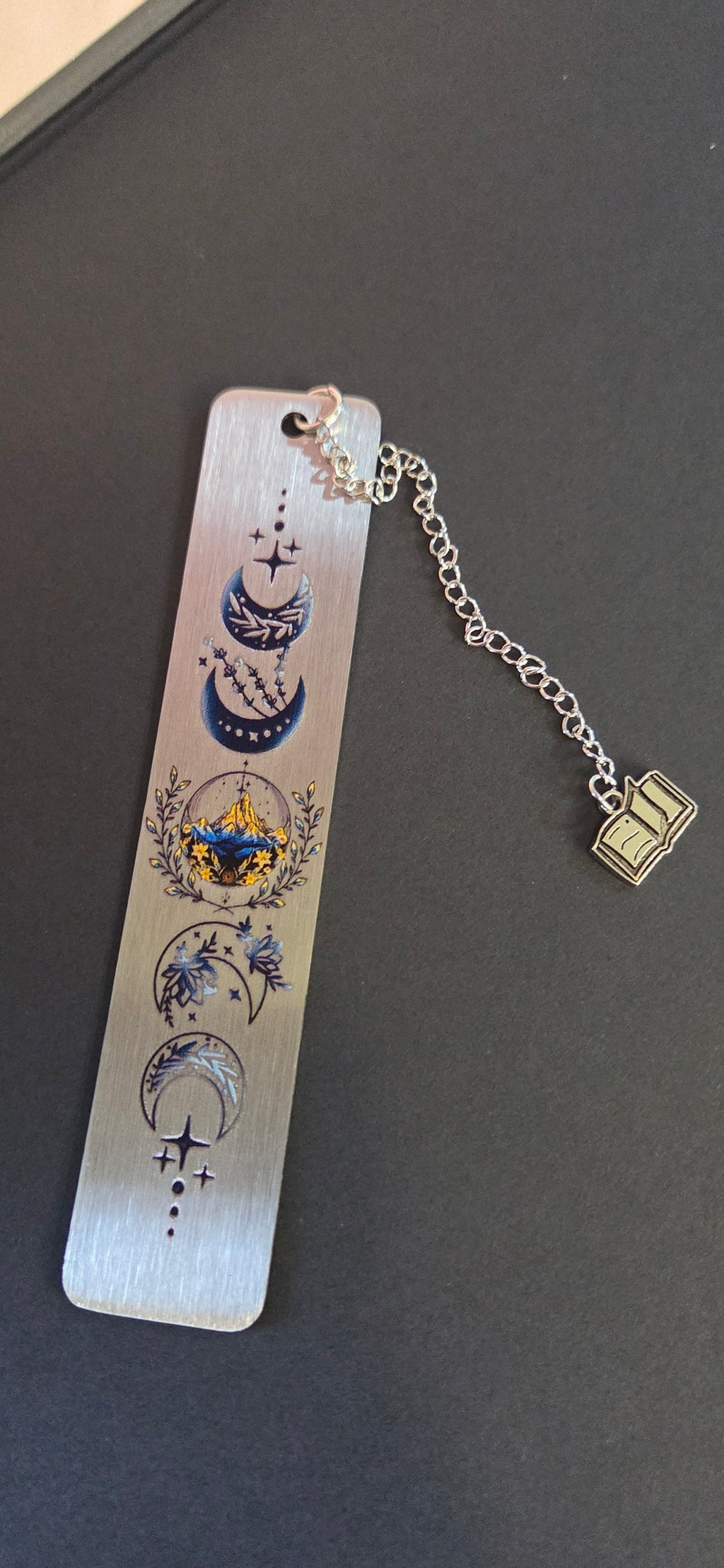 Sliver book mark